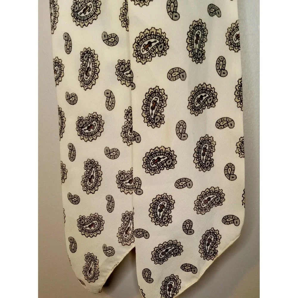 Vintage neck scarf